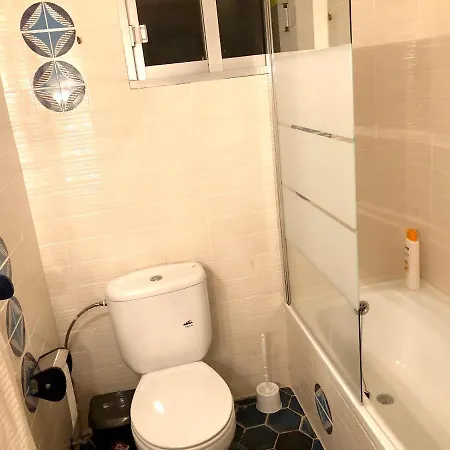 Spacious In With Private Pool And Garden Villa