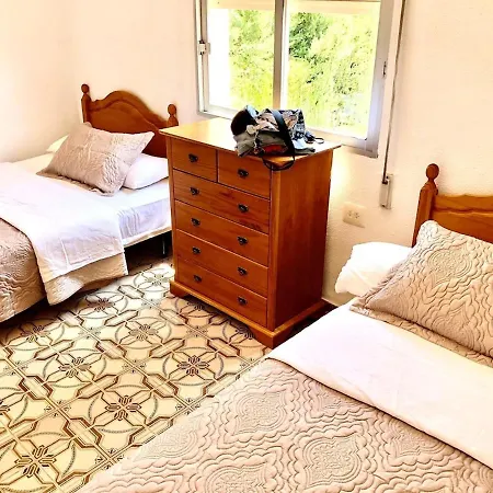 ヴィラ Spacious In With Private Pool And Garden Olocau